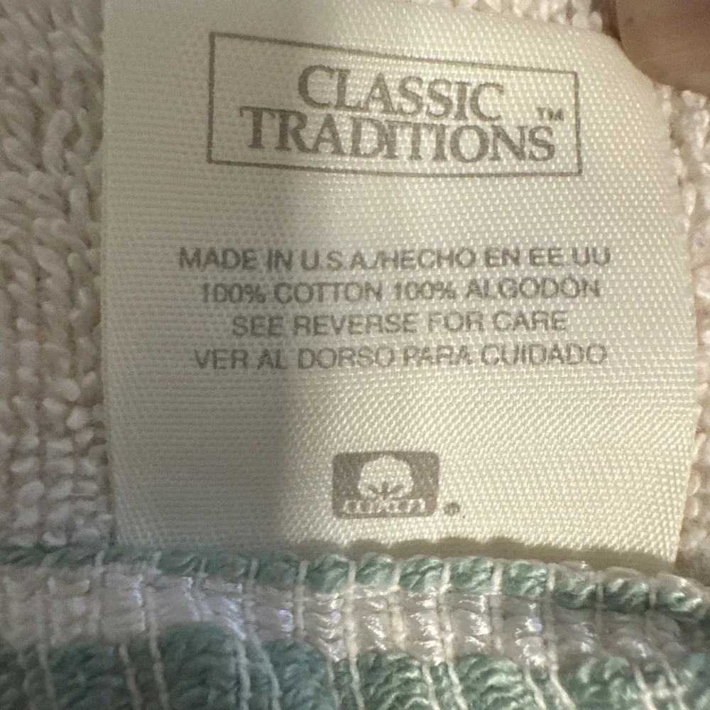 4 Pc.  JCPenney Classic Traditions Floral Body & Hand Towels Cotton